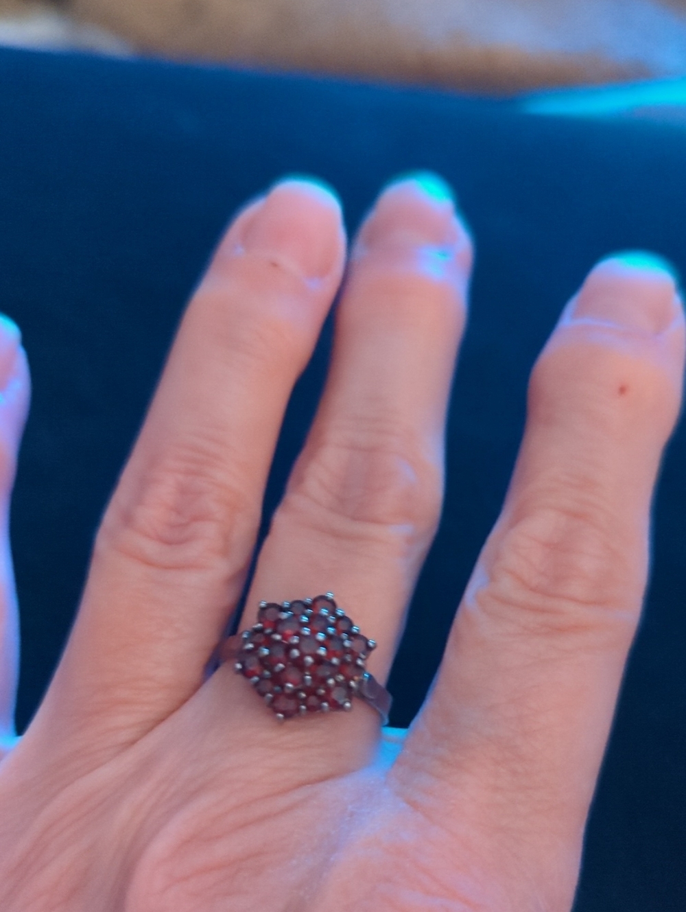 Women's Garnet Cluster Ring - Elegant Red Gemstone Ring